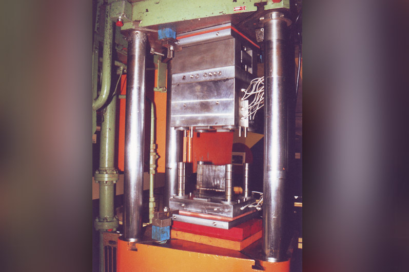 Molde de Compactação para BMC/SMC
